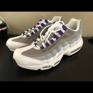 Nike air max 95 Grape purple white women’s size 10
